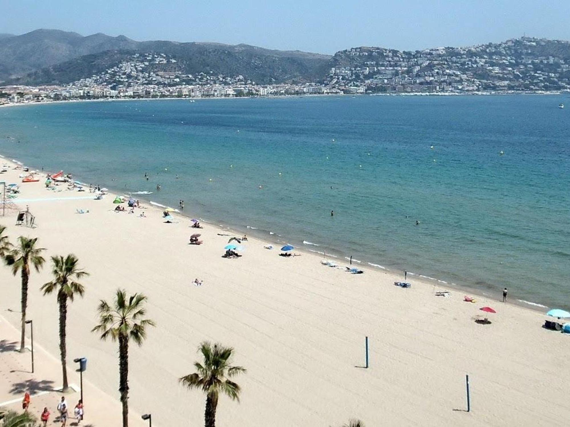 2112 Hort De Mar A 306, Vista Inmejorable, En 1ª Linea De Mar Y Frente A La Playa Mas Espaciosa De Roses. Edificio Tranquilo. Parking. - Es-258-37 Appartement Roses